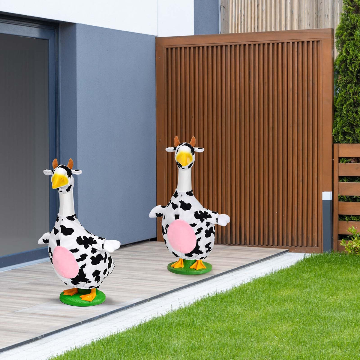 Honic cow goose outfit garden display inspires playful seasonal scenes