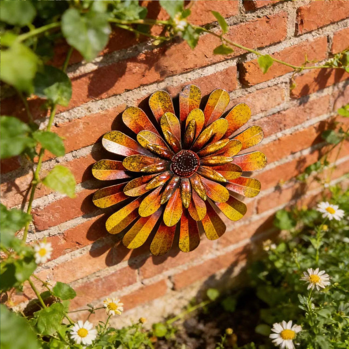 HOOEN durable metal construction promises lasting color and shape.