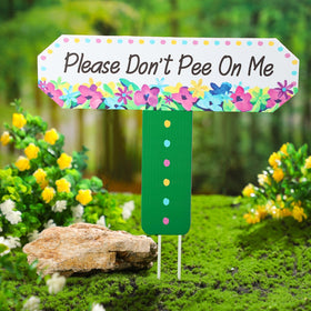 Hoolerry colorful signage catches attention without being harsh