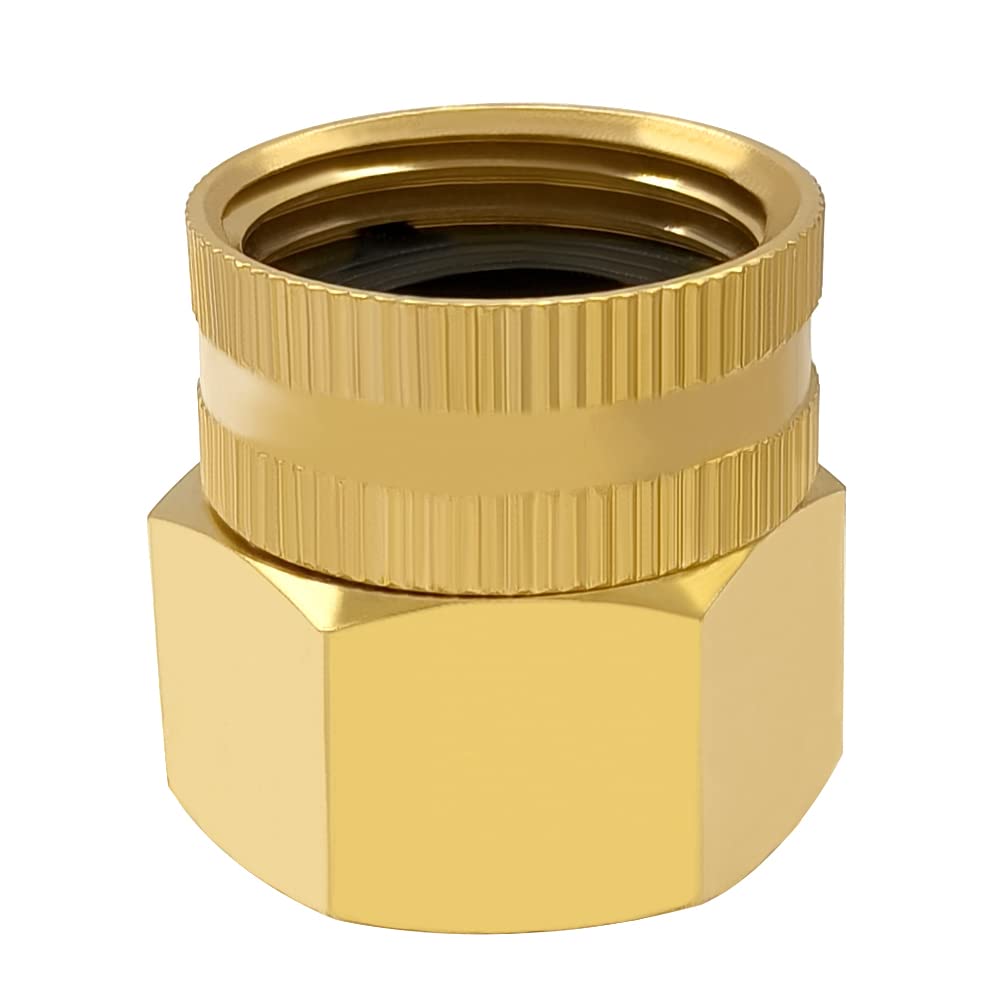 Hooshing 3/4 GHT to 3/4 NPT compatibility in a brass adapter.