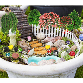 Hoteam lifelike mini garden accessories spark creativity