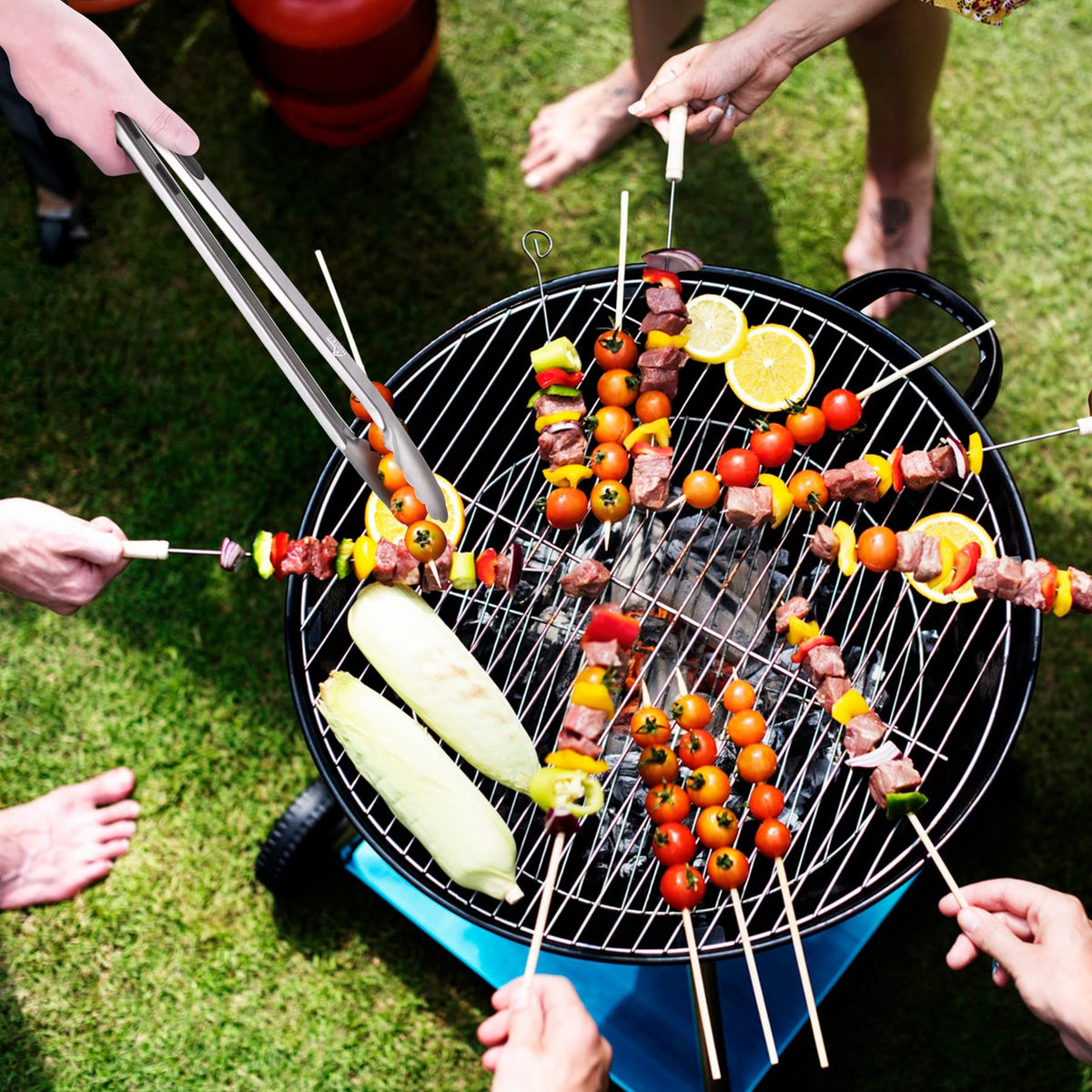 Hotec tongs ideal for burger flipping and salad serving