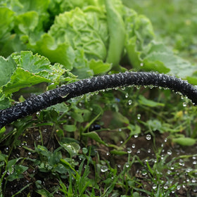 Hourleey dual-layer hose close-up highlighting durability.