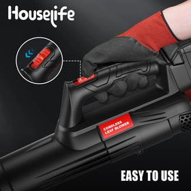 Houselife single-speed operation for simple, reliable leaf and debris removal.