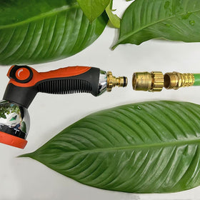 HQMPC easy-connect set enables quick on/off watering tasks.