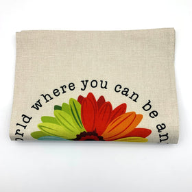 HSIAHOU White burlap garden flag adds curb appeal for outdoor spaces