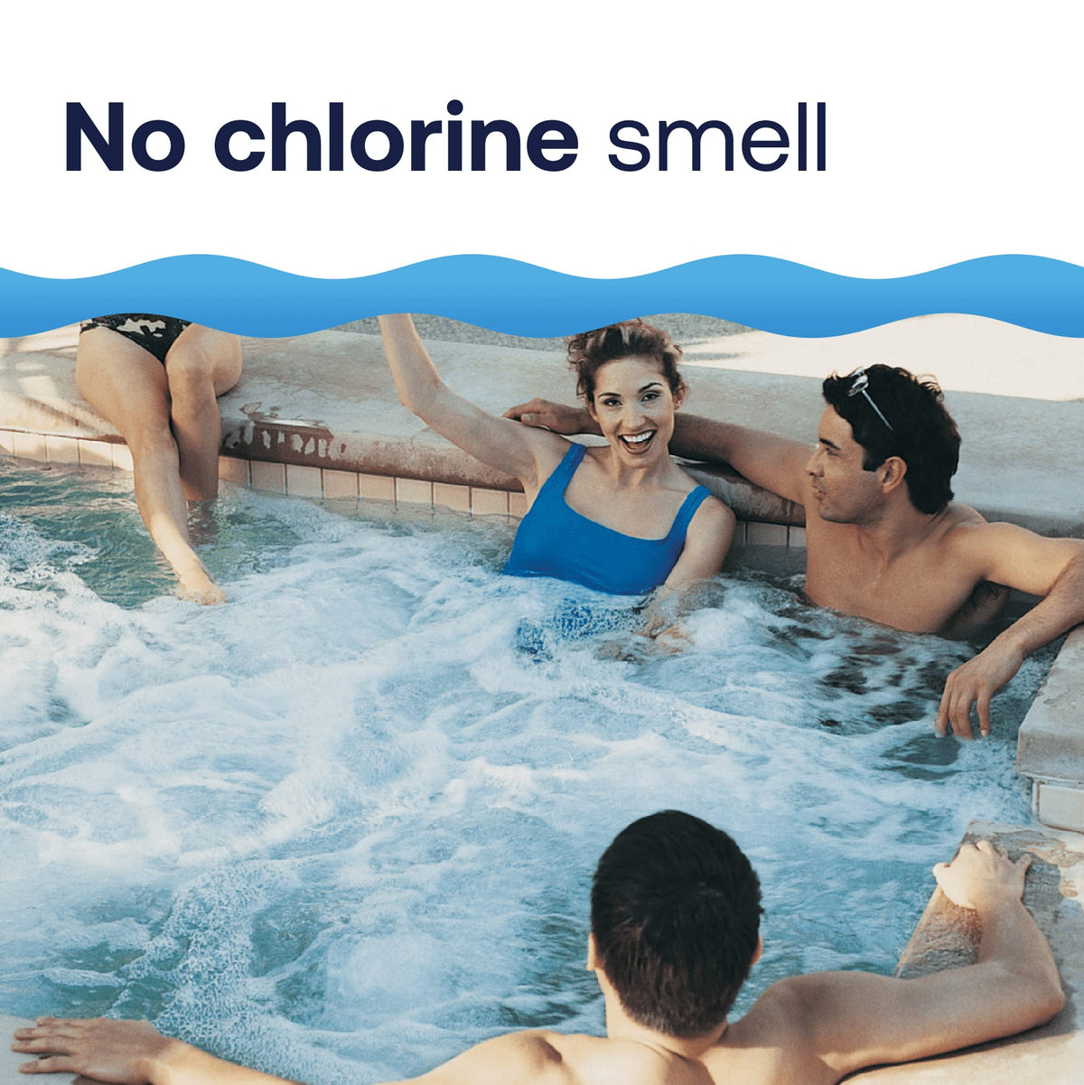 HTH Spa non-chlorine oxidizer reduces odors during use.