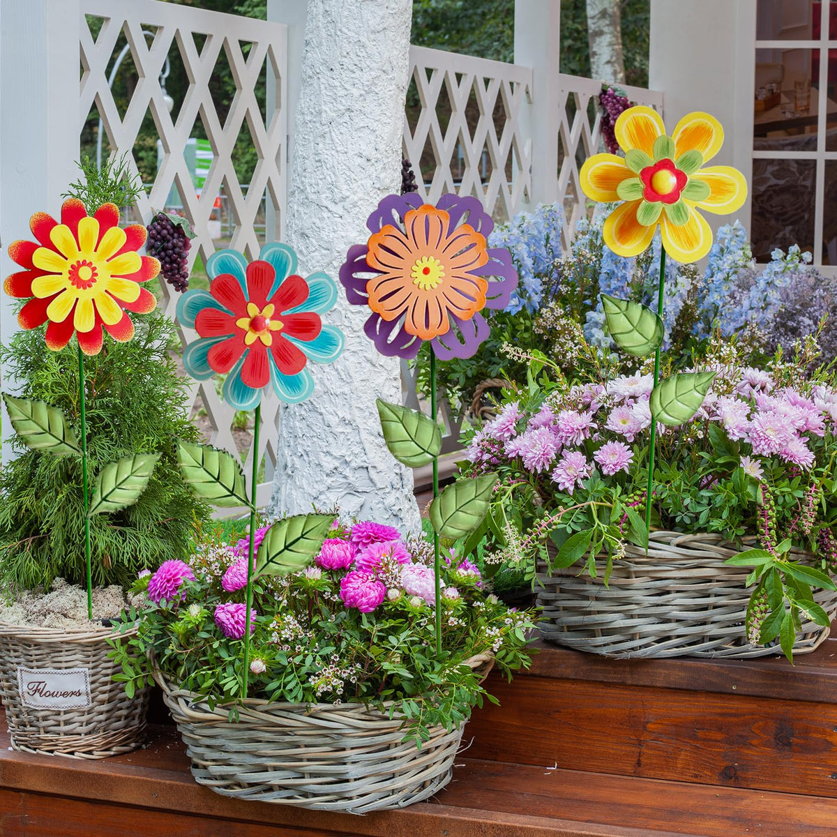 HUTHDAK outdoor decor blends with seasonal landscaping for curb appeal