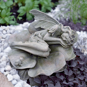 hvfun patio-garden-angel statue fits small spaces without overpowering scenery.