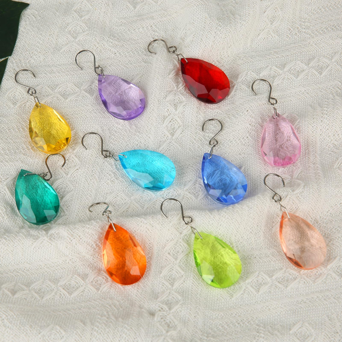HYBEADS crystal prisms with S hook and clasp simplify hanging from windows or doors