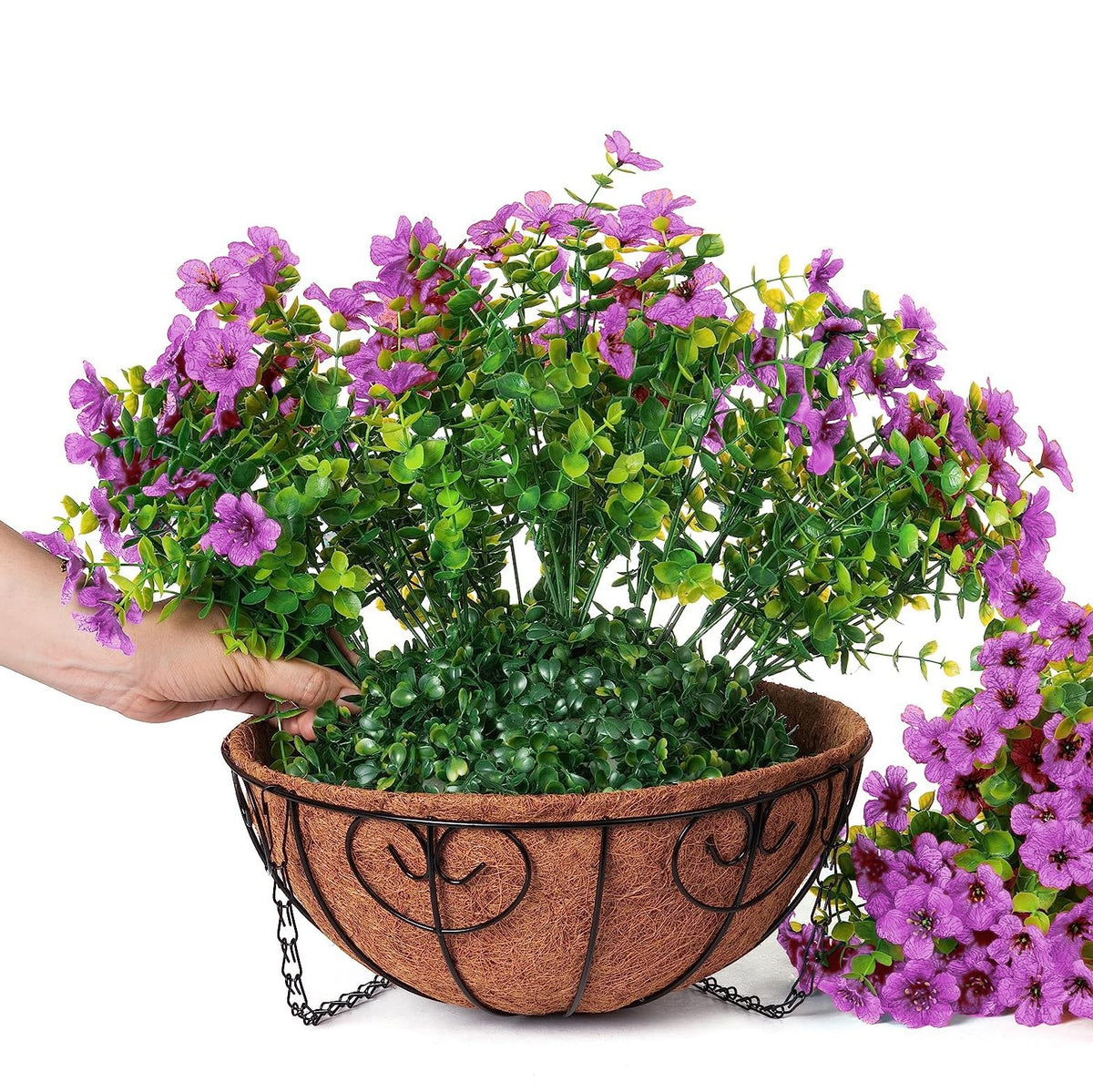 HyeFlora UV-resistant hanging flowers stay vibrant without watering