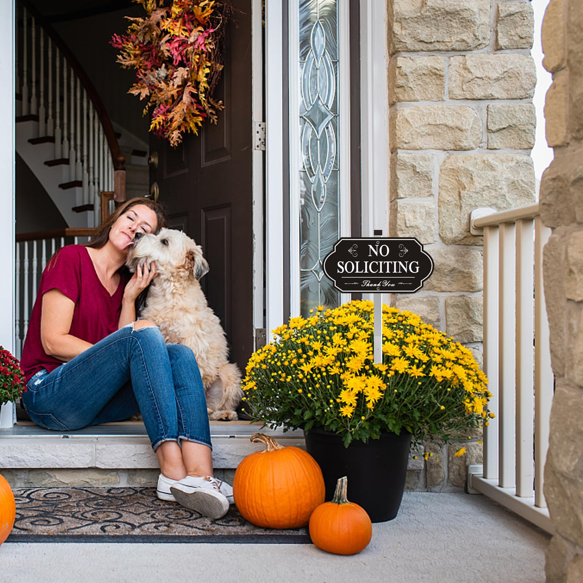 i-CowFun porch-mountable sign clearly marks boundaries for visitors