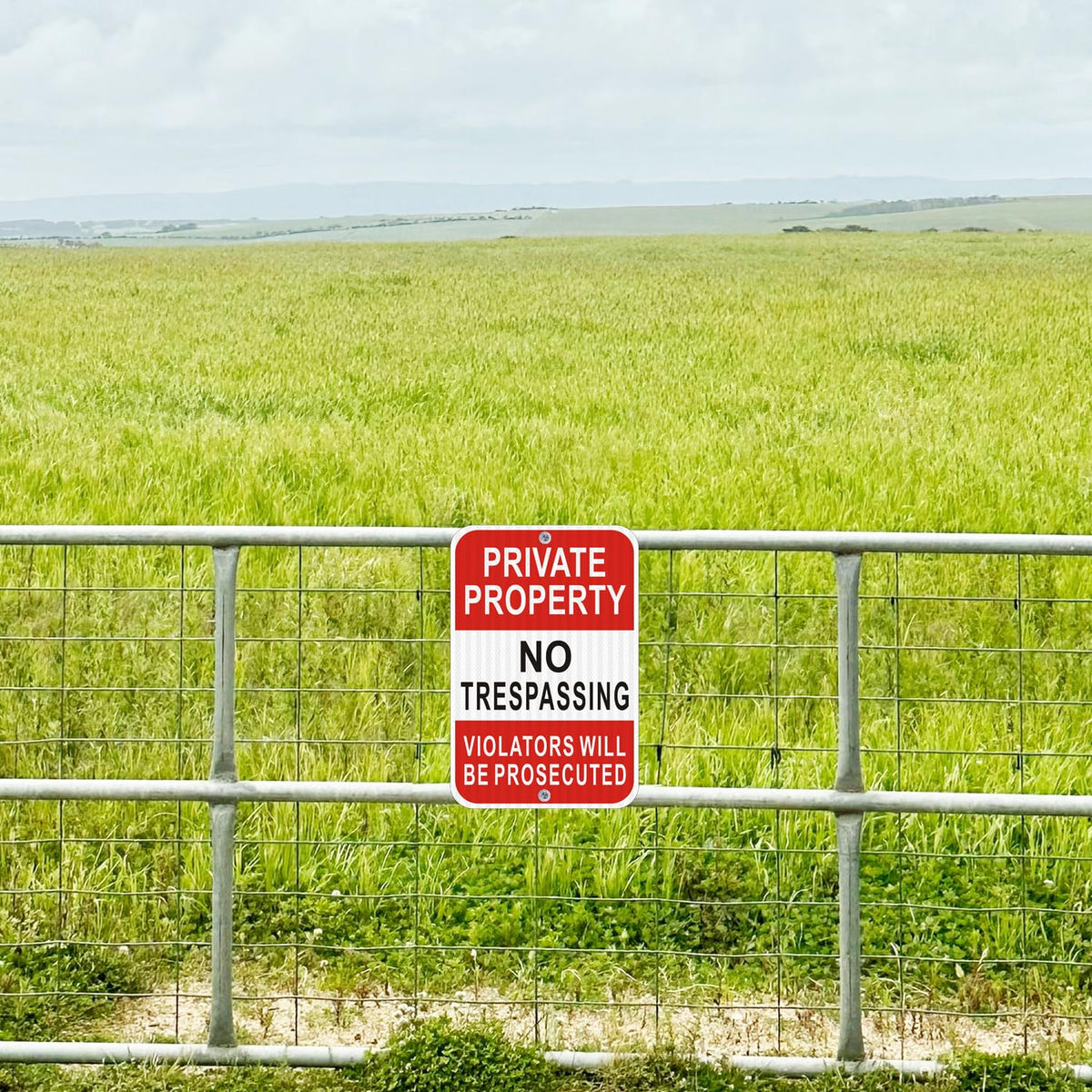 i-CowFun rural/commercial property sign helps define boundaries