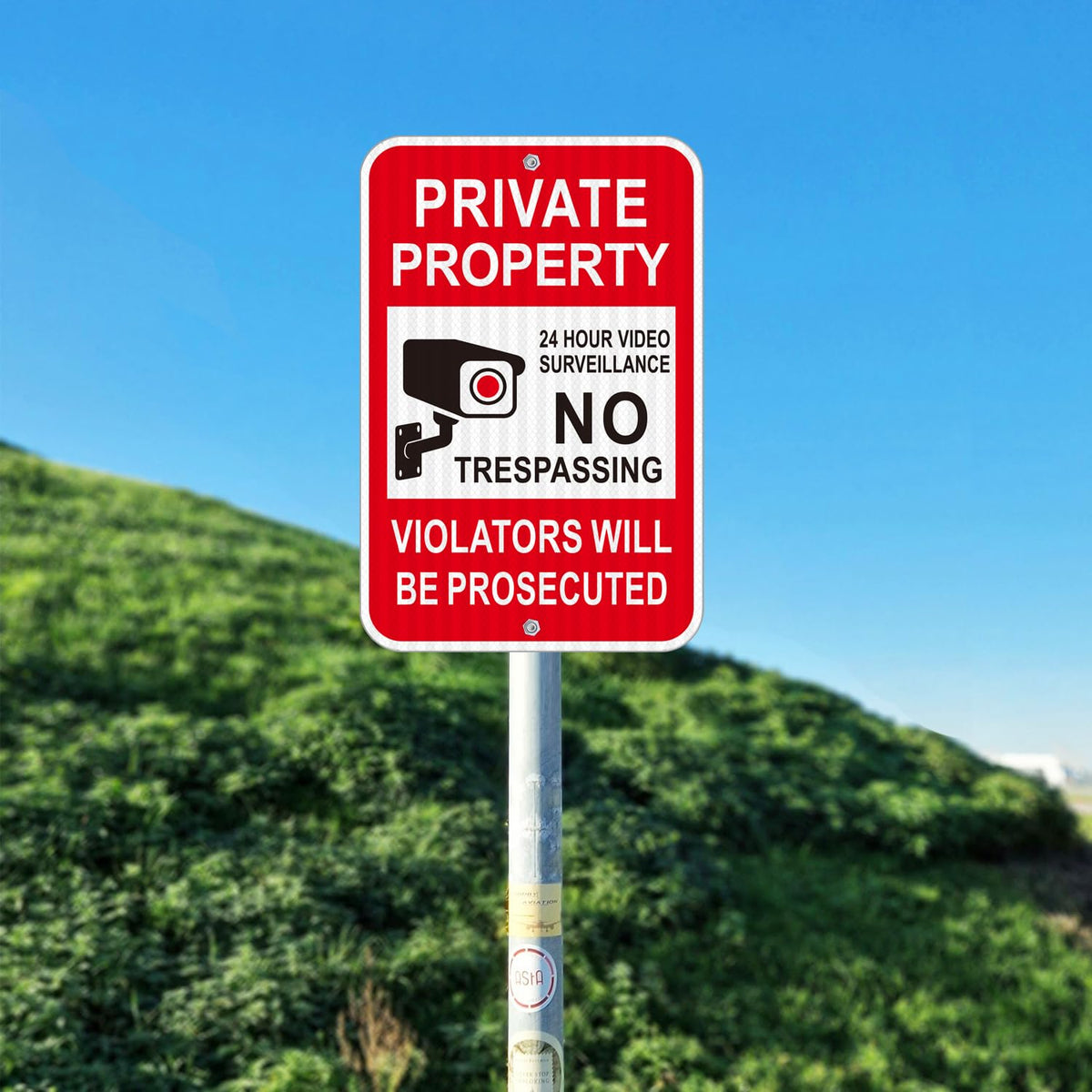 i-CowFun large 18x12 sign defines clear boundaries for properties and driveways.