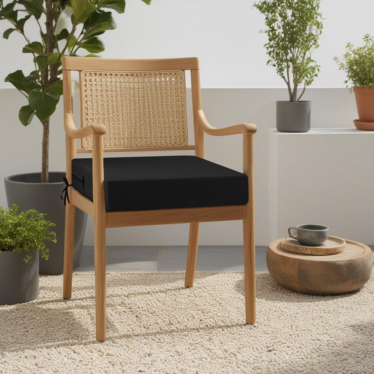 Idee-Home high-density foam seat cushions provide even support for long sessions.