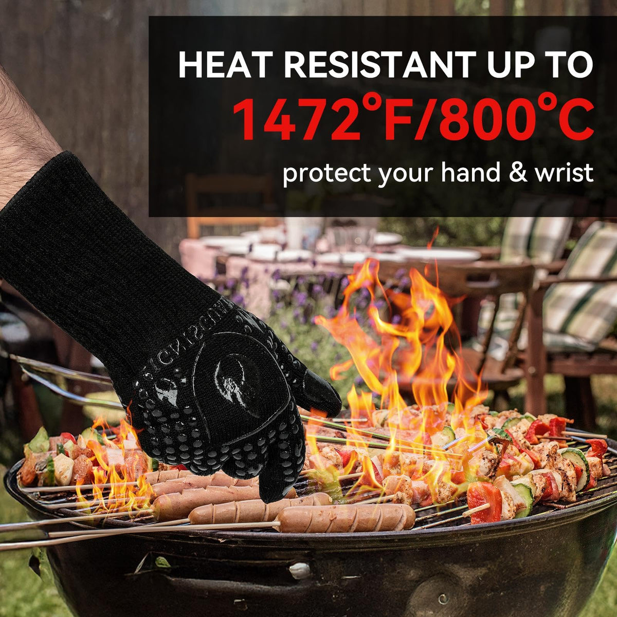 IGNISGUARD oven gloves featuring a non-slip silicone grip for safe handling.