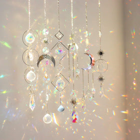 ilclviz 6-piece crystal suncatchers package creates vivid color light in windows.