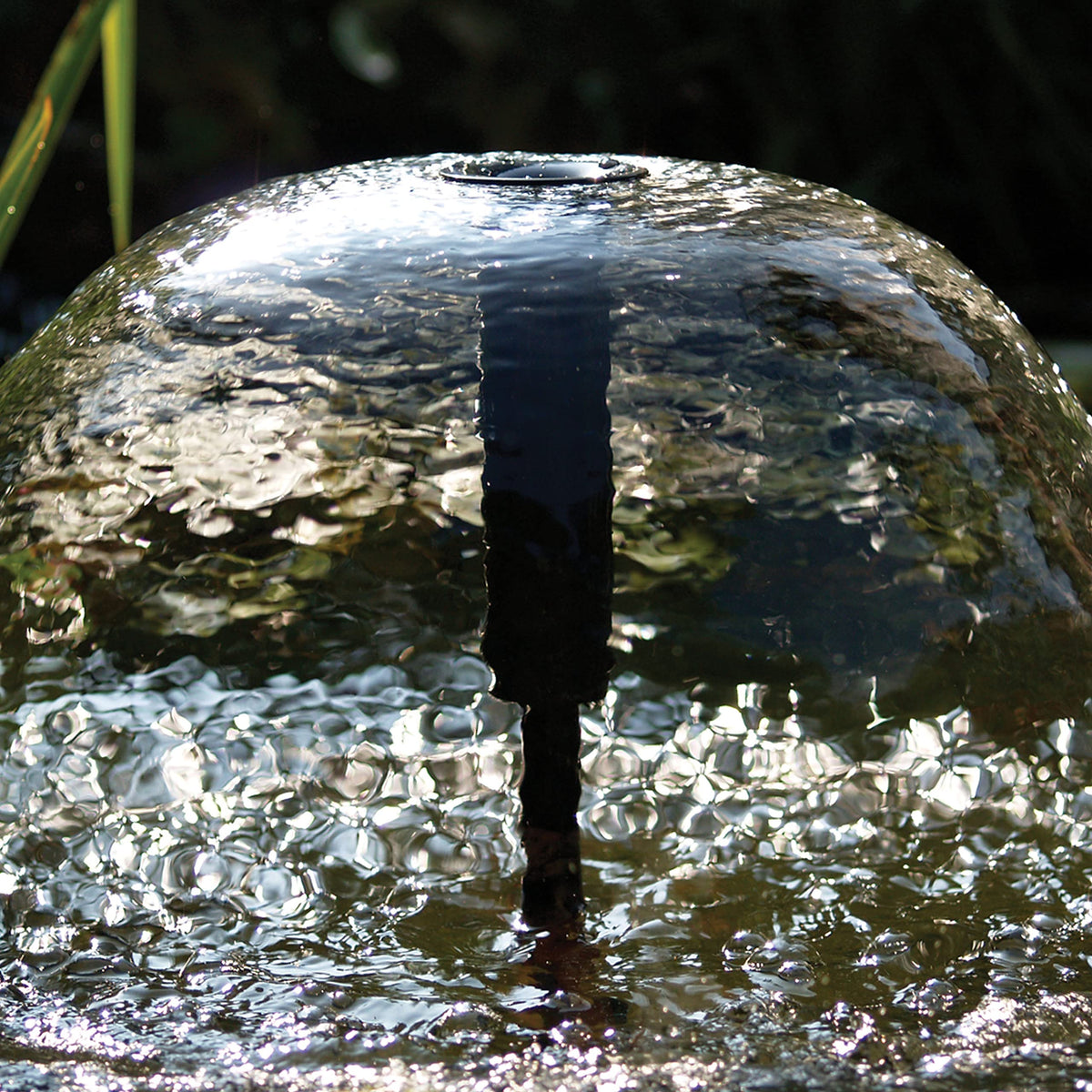 TetraPond Pond Pump Fountain Set – Spray, Bell & Frothy Patterns