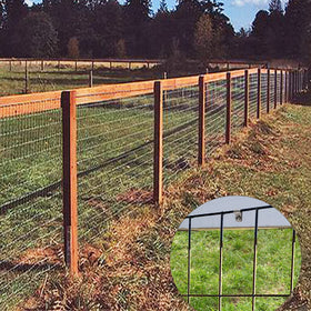 Inslat outdoor fence mount clips endure weather and outdoor use