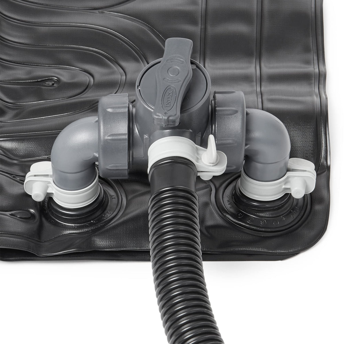 Mat designed for above-ground pools up to 8000 gallons with Intex 28685E.