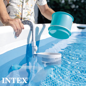 Intex 800 GPH+ skimmer connected to filter pump for smooth surface skimming.