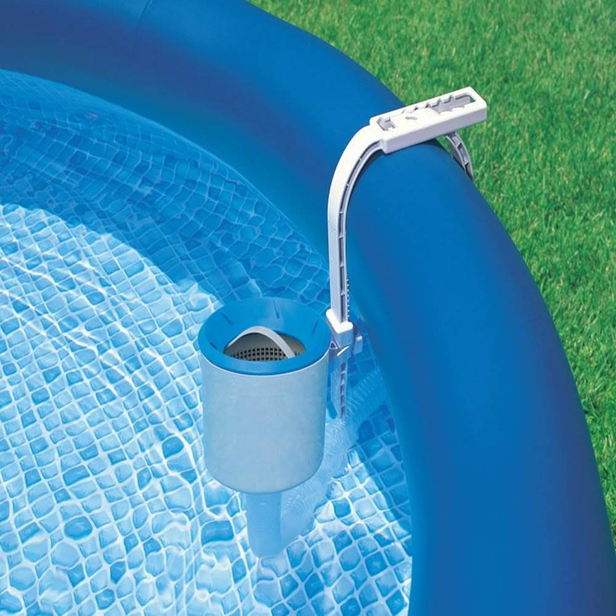 Intex skimmer basket removal enables fast debris disposal.