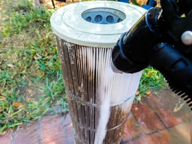 iONRx IonrX vacuum filter cleaning in action