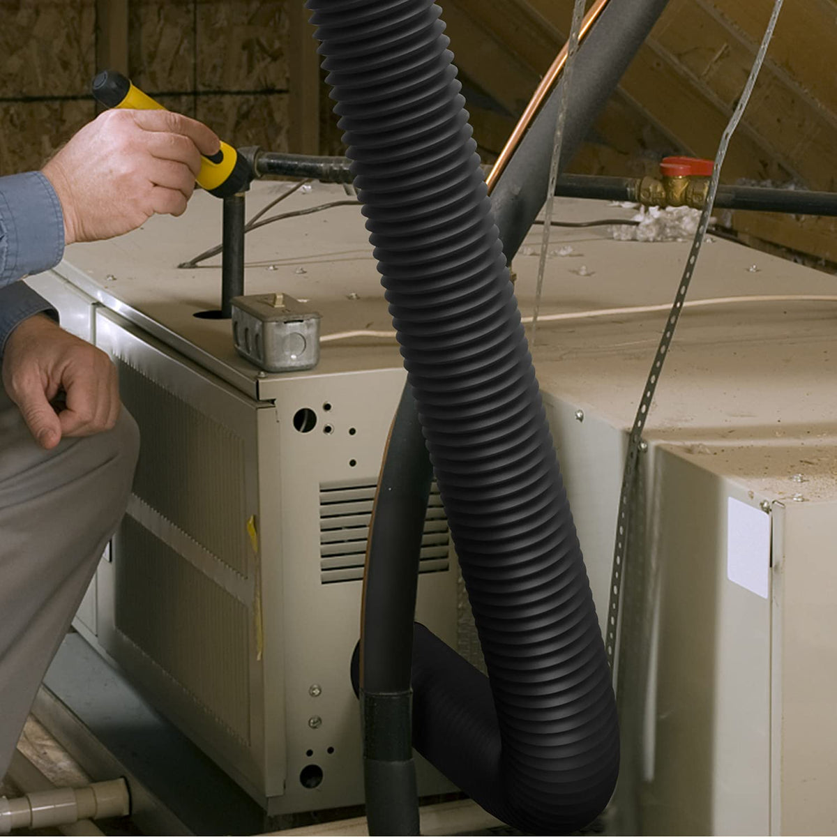 IPower greenhouse and grow room airflow benefits from efficient ducting.
