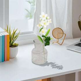 IVTLIF VVV clip-on vase setup showing easy clipping on vases.