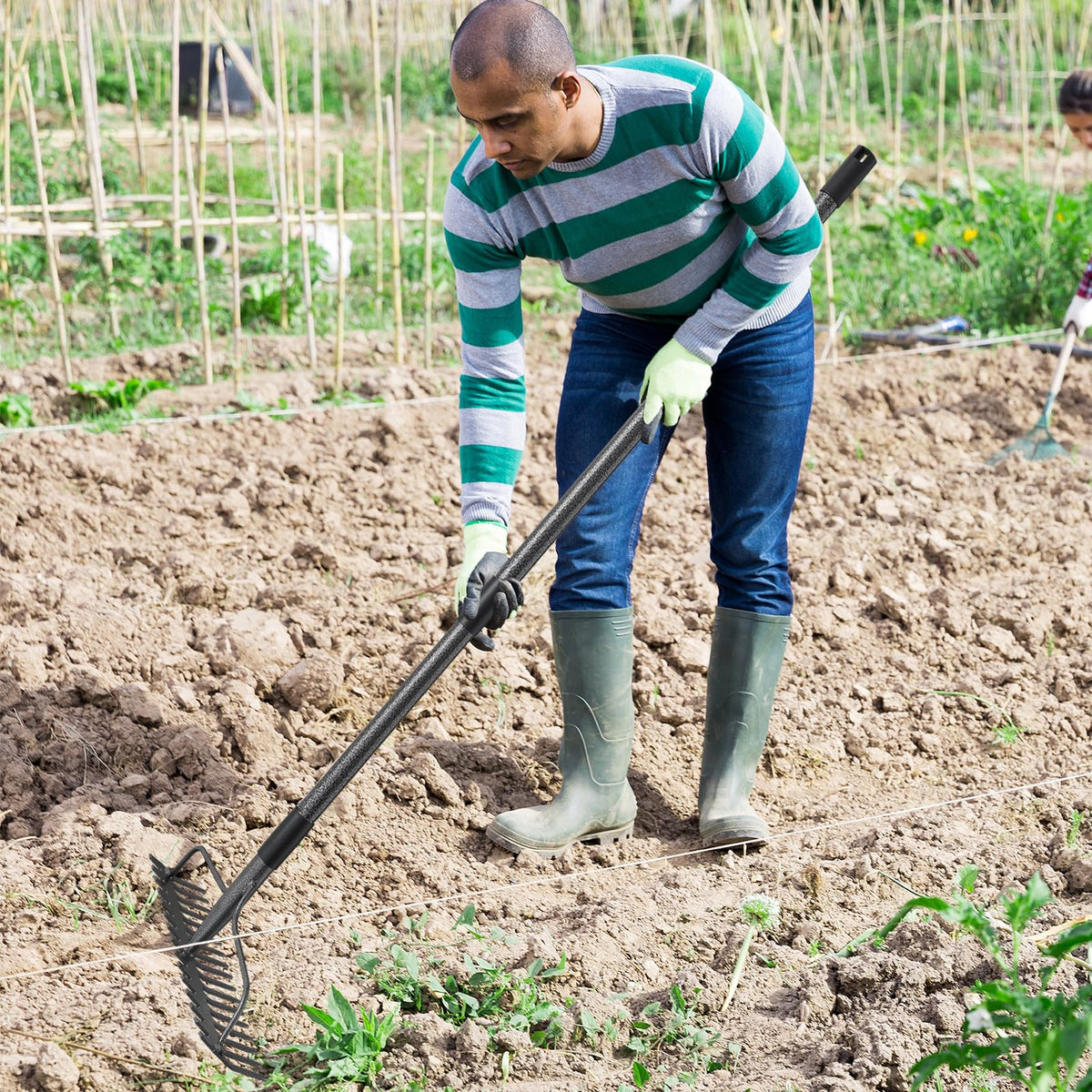 JAOTREL rake gathering leaves and mulch, leveling soil in beds and lawns.