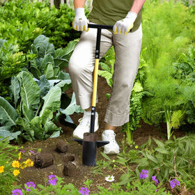 Jardineer Bulb Planter powder-coated steel for durable use.