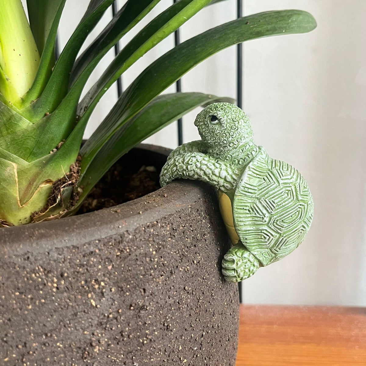 Jarpsiry tortoise garden statue offers durable weather-resistant planter accent