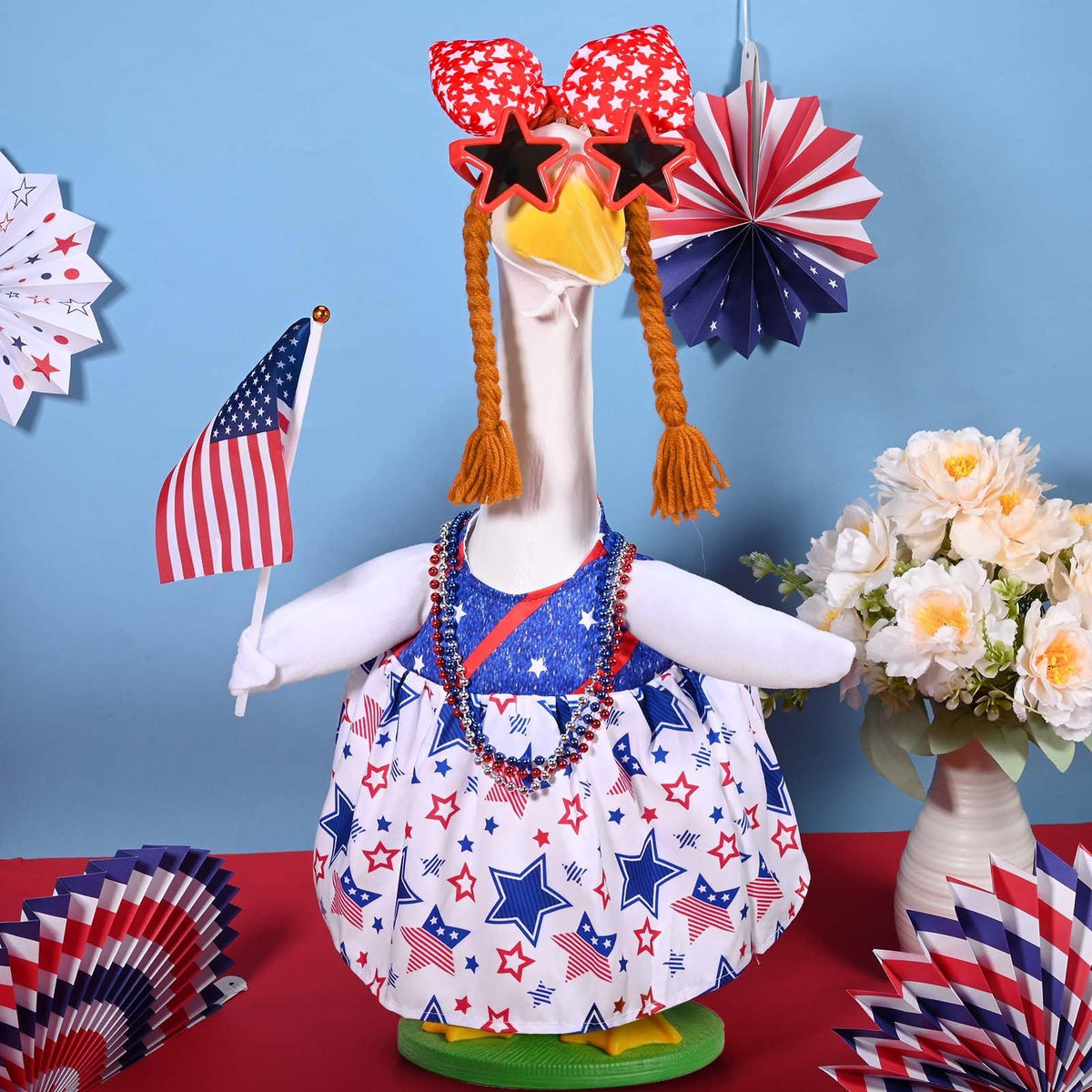 JcHrmers 23-inch porch goose costume fits easily with elastic closure.