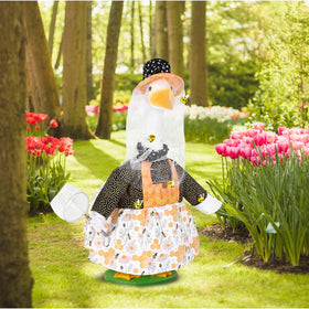 JcHrmers easy-dress 23-inch goose outfit simplifies seasonal transformations.