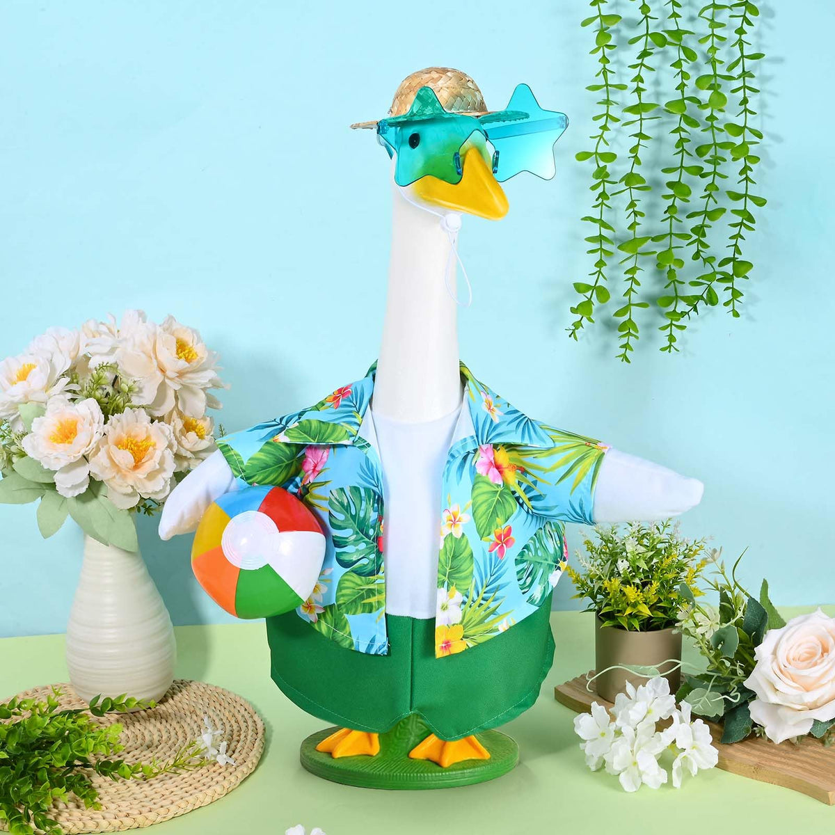 JcHrmers Hawaiian pattern porch outfit brings tropical vibes to yards