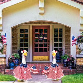 JcHrmers versatile decor piece for Independence Day settings