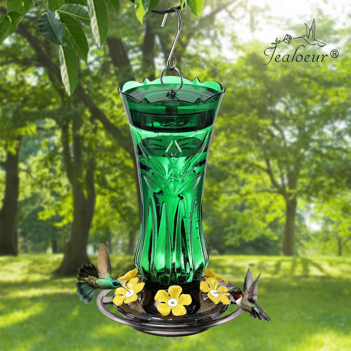 Jealoeur green outdoor hummingbird feeder doubles as decor