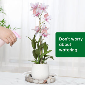 JERIA multipurpose plant saucer doubles as candy tray.