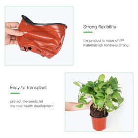 JERIA stackable pots with raised rims for easy handling.