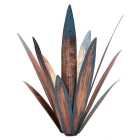 Jesokiibo Distressed iron sculpture adds rustic charm to decks.