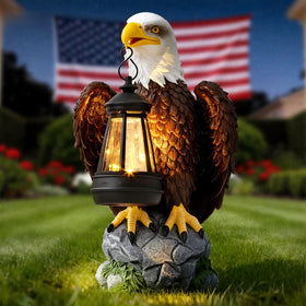 Jesokiibo statue stands as a striking focal point for memorial days.