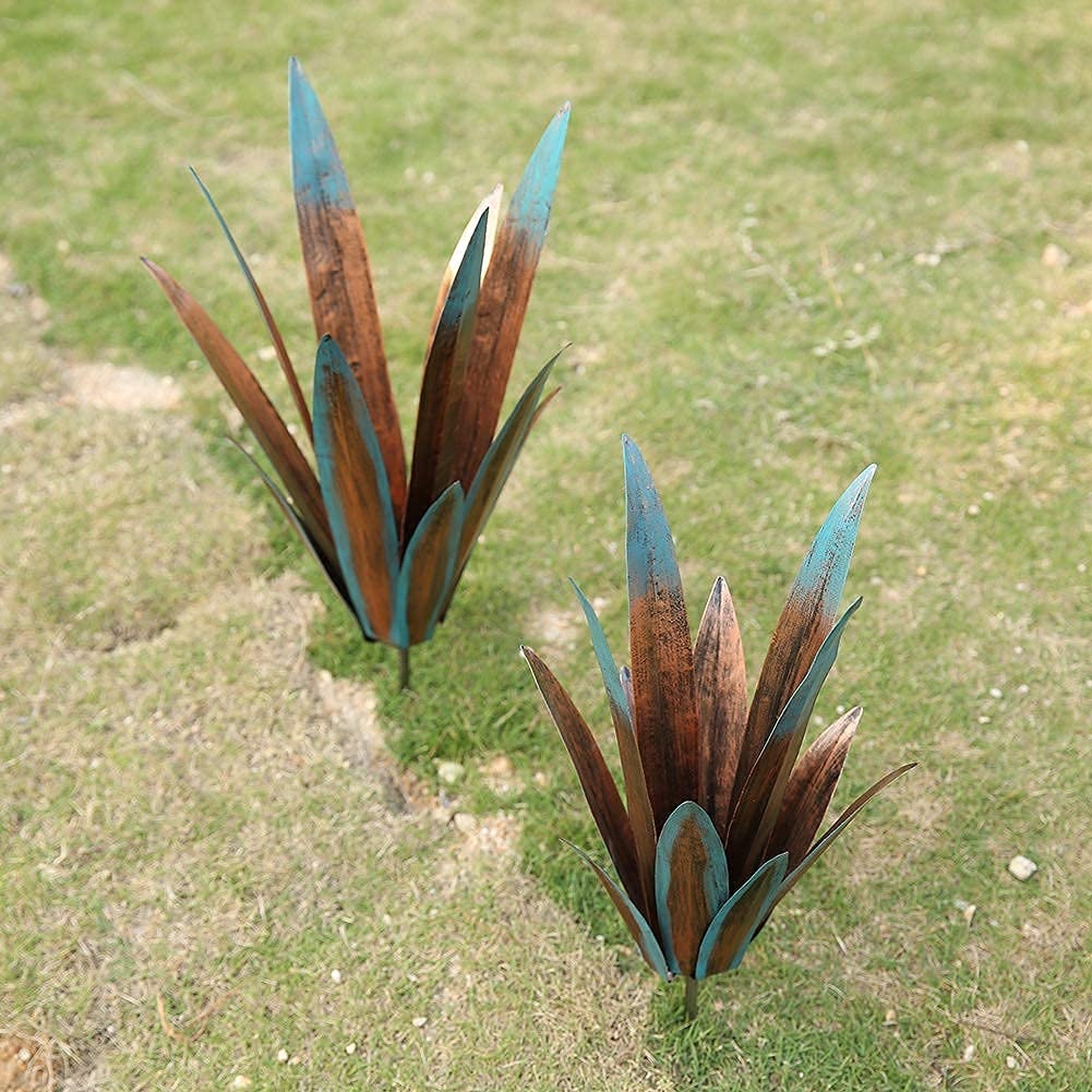 Jesokiibo Hand-painted agave statue doubles as a conversation-starting garden accent.