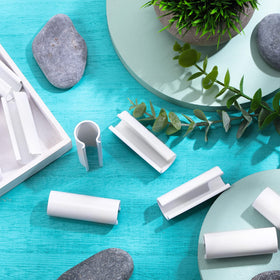 Jetec garden shelter clips provide reliable support for tarps and fabric in outdoor spaces.