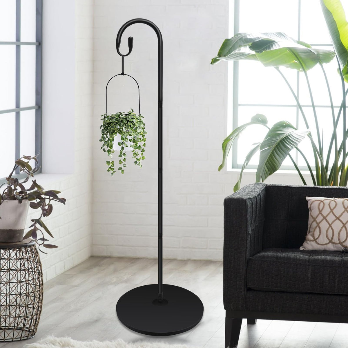 JETTIFY elegant curved-base shepherds hook for modern decor