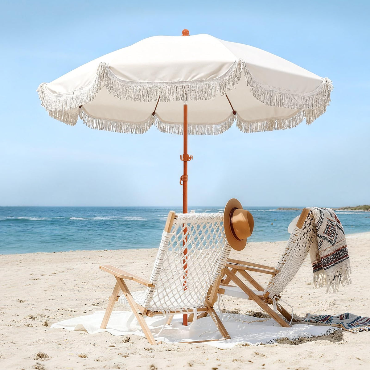 Jihfmo sand anchor integrated base ensures stable shade on sandy surfaces.