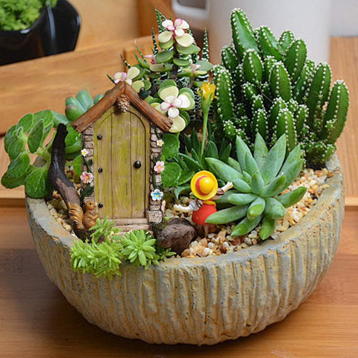 JIUMO gift-ready fairy door makes a charming nature-inspired present.