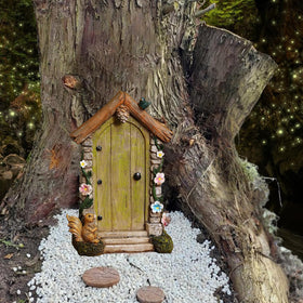 JIUMO weatherproof resin construction keeps the door inviting through seasons.