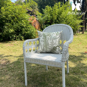 JMKaixin PU-coated cover resists water and stains for outdoor use.
