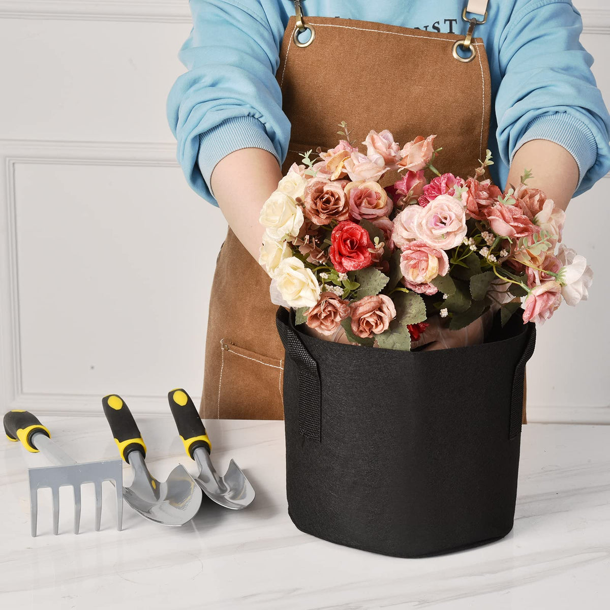 JNYONG bag demonstrates drainage and air flow for healthy root environments