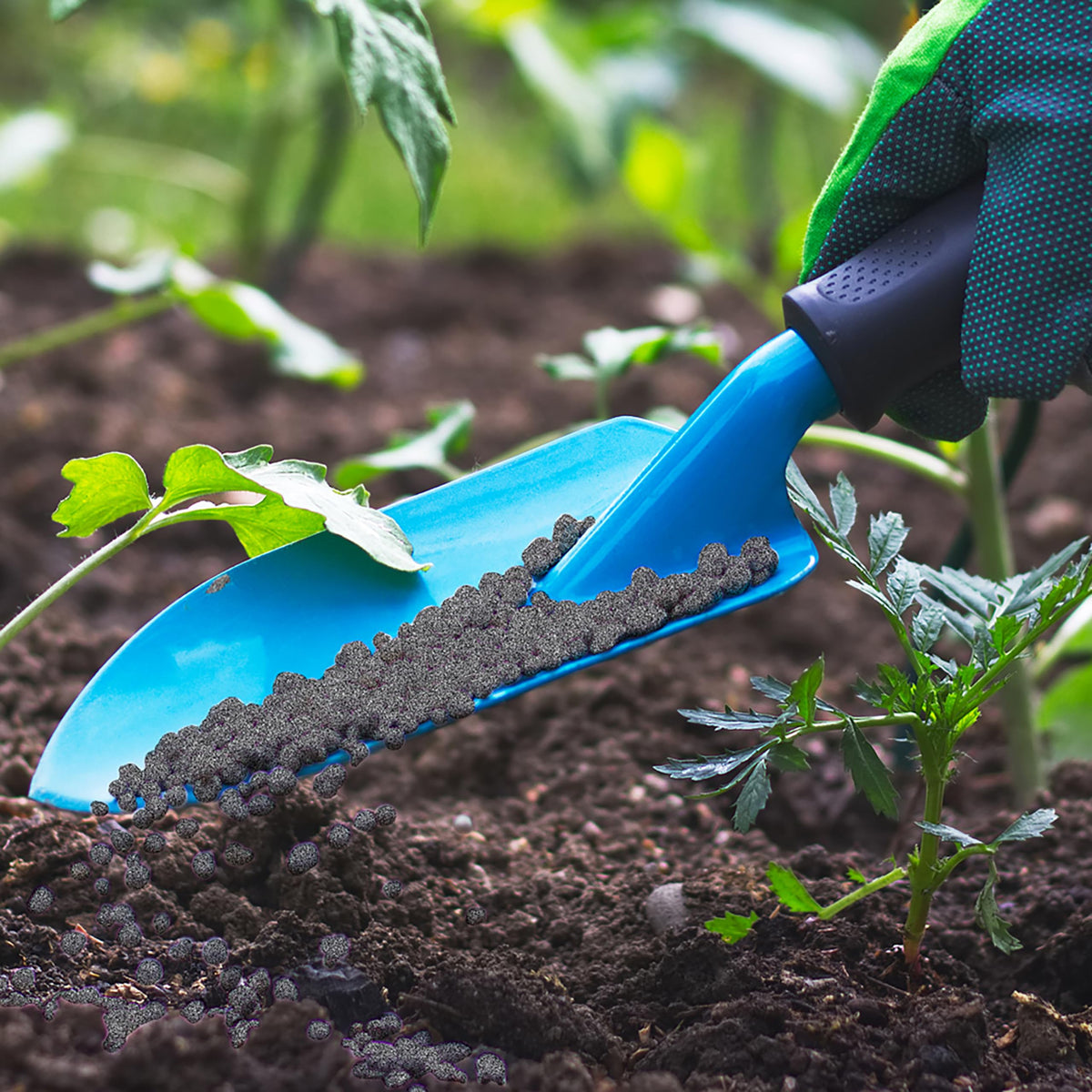 OMRI-listed status featured on Jobe's Organics Rose Granular Fertilizer bag